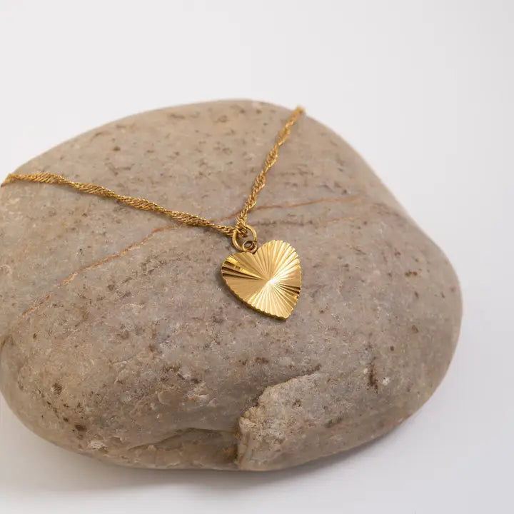 Charm- 18K Sunburst Heart